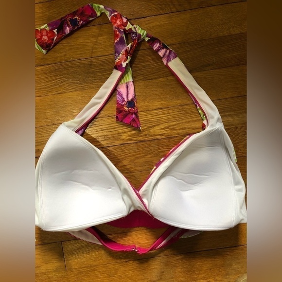 ⭐️🌟NWOT 14 Land’s End Fuchsia Floral Bikini Top - Picture 2 of 3